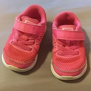 Nike Flex Run toddler 4C